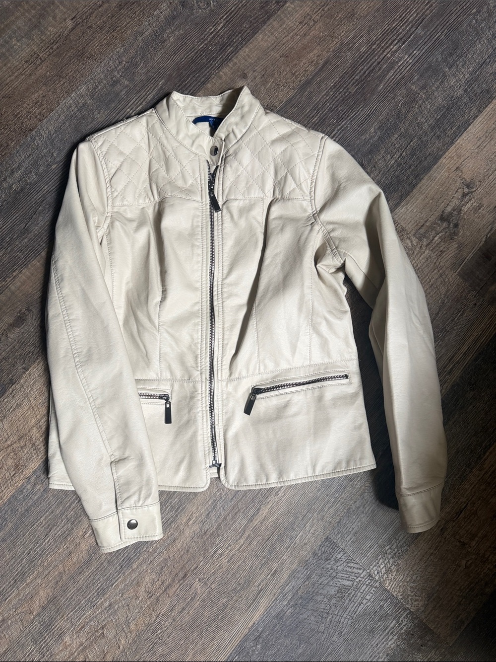 Apt. 9 Cream Quilted Shoulder Leather Zip Jacket